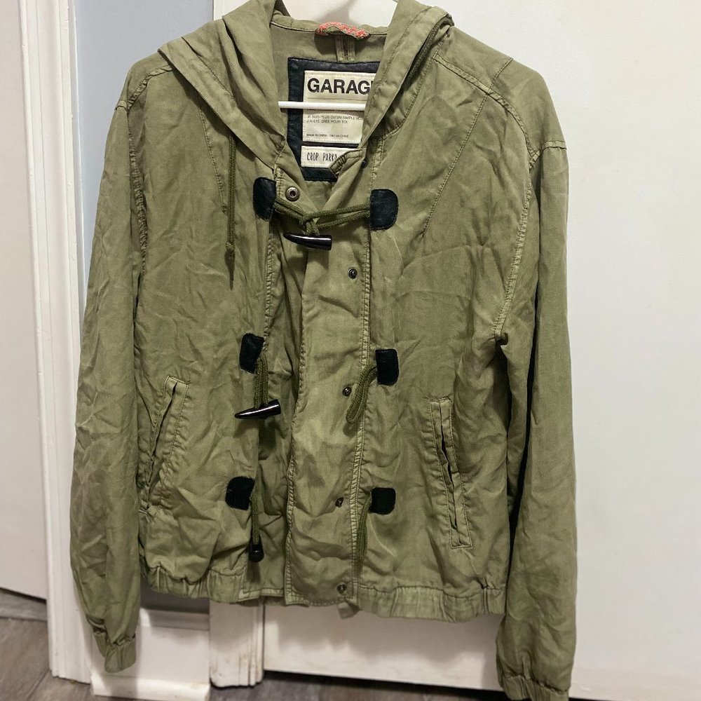 Crop parka